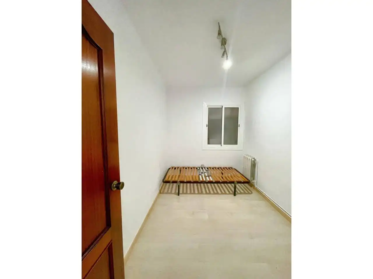 Schlafzimmer von Wohnung zum Verkauf in Cerdanyola del Vallès mit Heizung, Parkett und Balkon