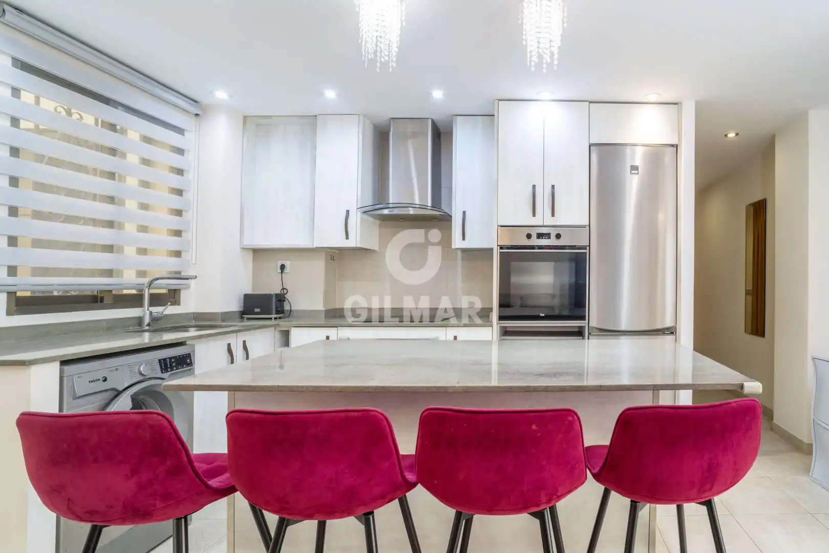 Cocina de Planta baja en venta en Estepona con Calefacción, Jardín privado y Piscina