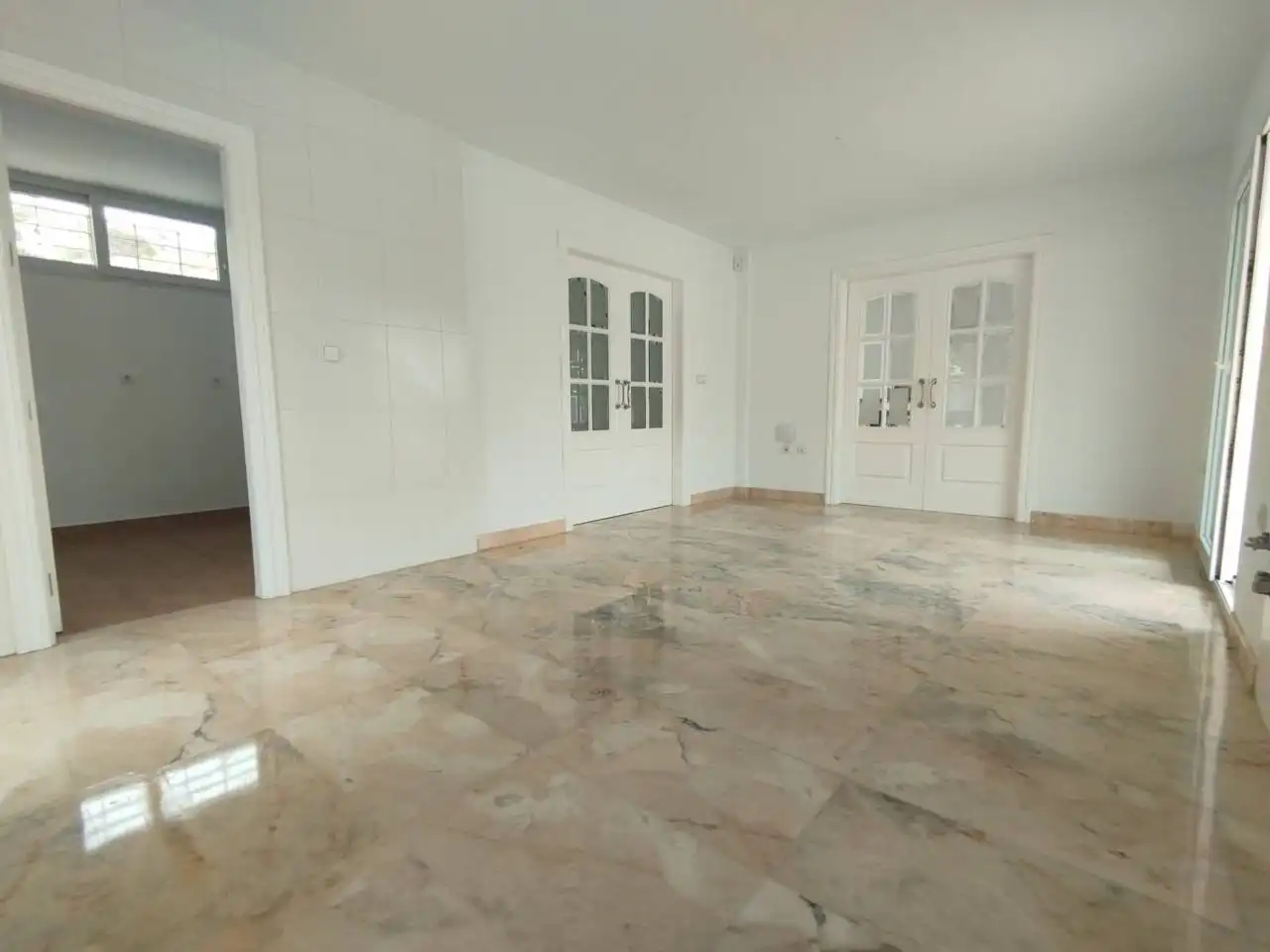 Sala de estar de Casa o chalet en venta en El Ejido con Aire acondicionado, Calefacción y Jardín privado