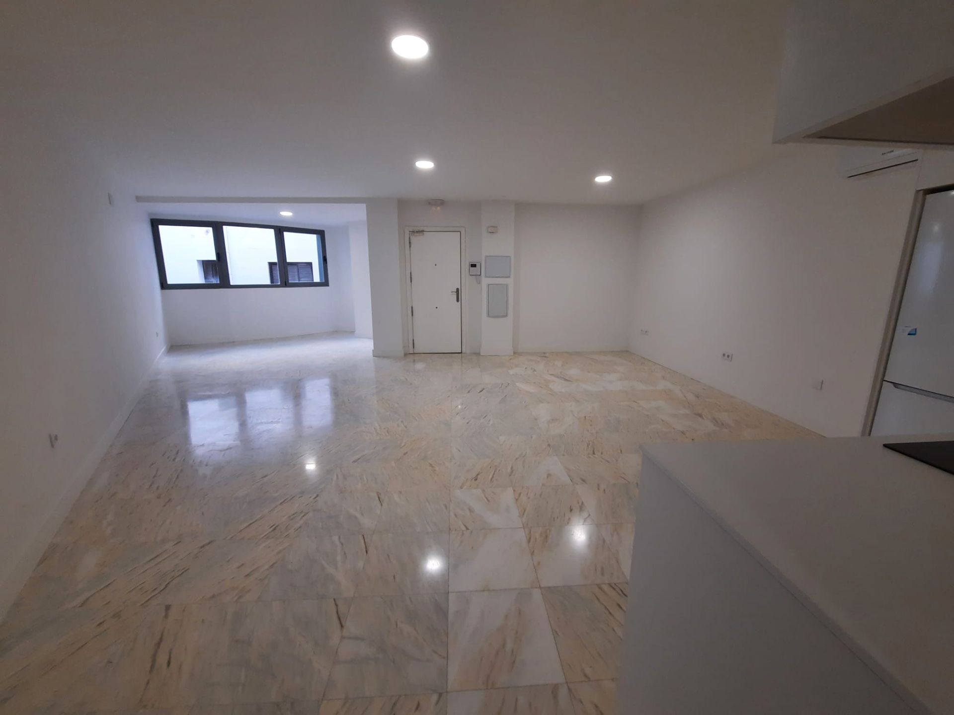 Wohnungen zur Miete in Plaza de los Alféreces, 2D, Santa Marina