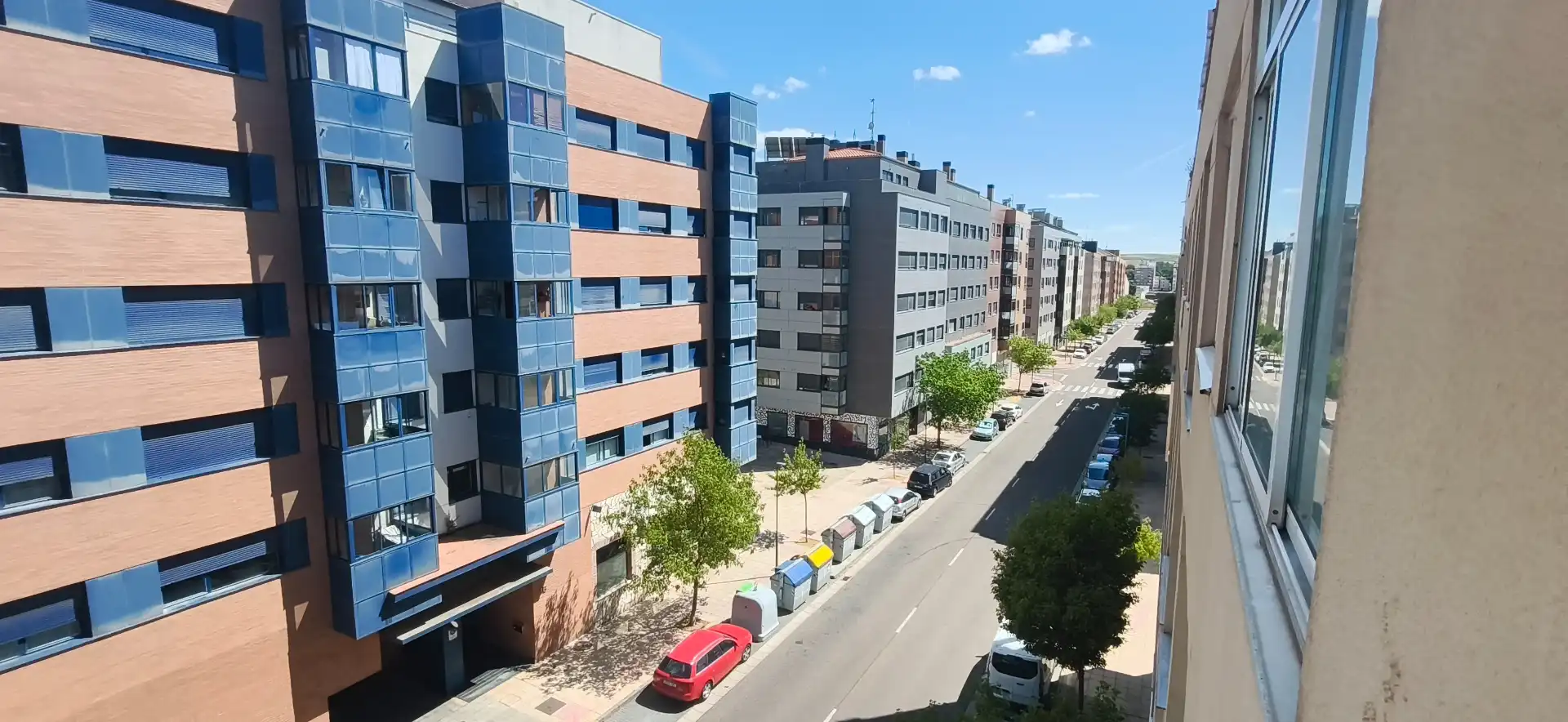 Vista exterior de Piso de alquiler en Burgos con Calefacción, Parquet y Terraza