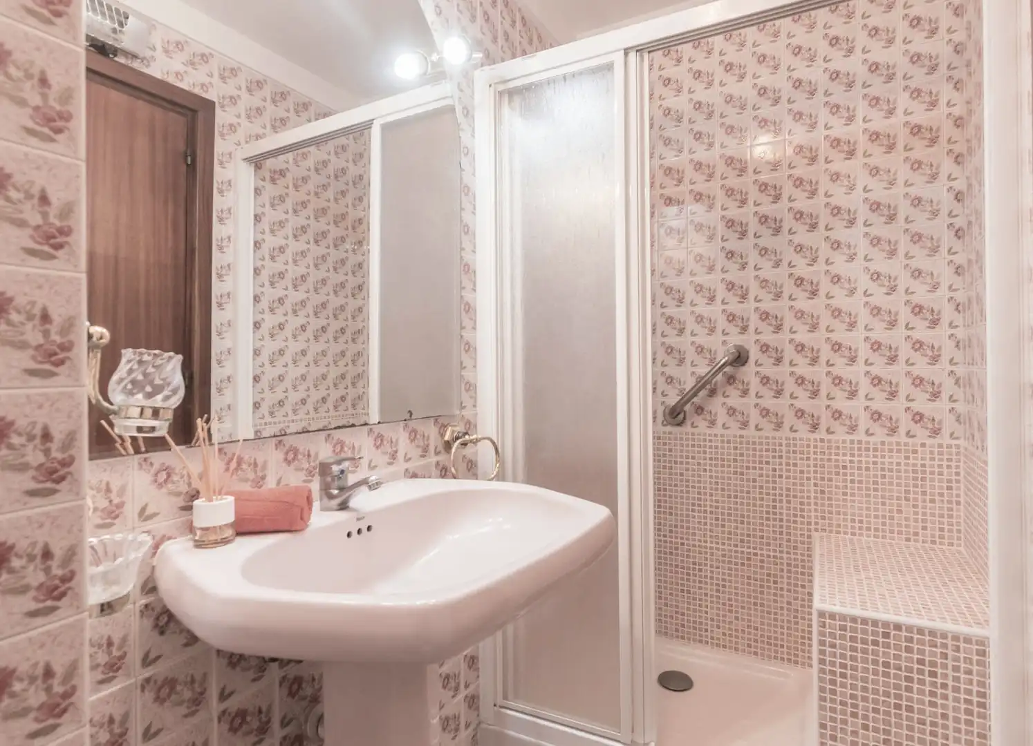 Baño de Piso en venta en Murcia con Parquet, Amueblado y Horno