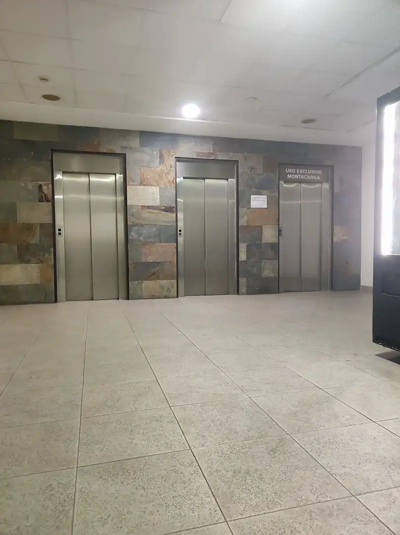 Oficina de alquiler en Bormujos con Aire acondicionado y Calefacción