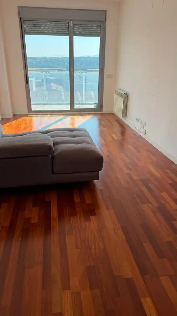 Sala de estar de Piso en venta en Barberà del Vallès con Aire acondicionado, Calefacción y Parquet