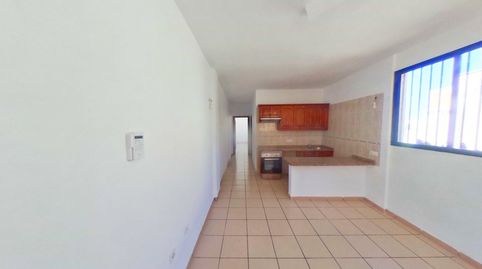 Foto 5 de Piso en venta en C/ Irlanda, San Eugenio Alto, Adeje