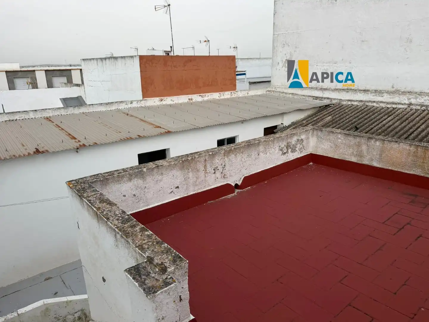 Exterior view of Detached homes for sale in Chiclana de la Frontera  with Storage room