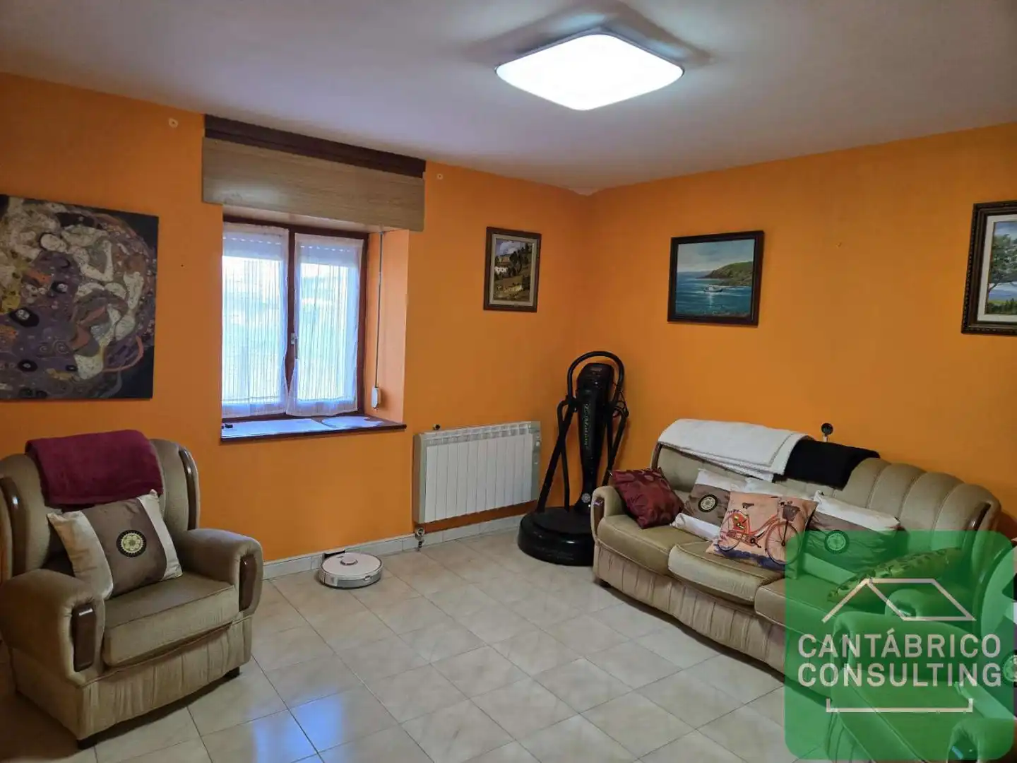 Living room of Houses for sale in Navia  with Heating, Storage room and Furnished