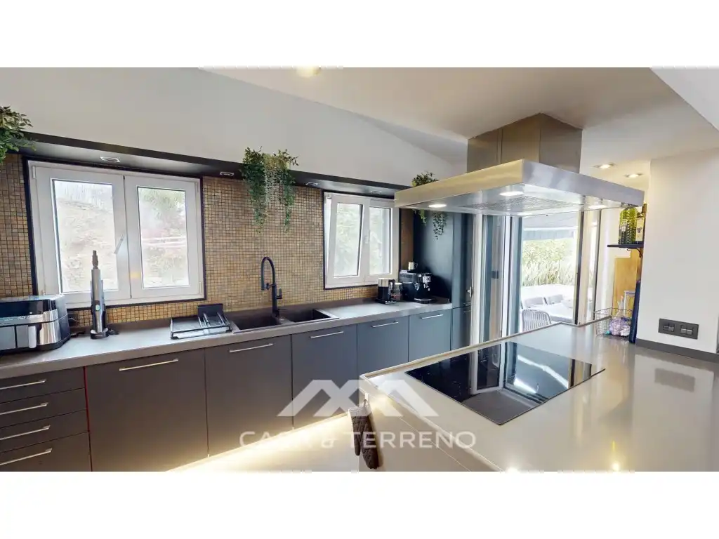 Cocina de Casa o chalet en venta en Algarrobo con Aire acondicionado, Calefacción y Jardín privado