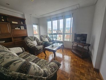 Piso con balcón en alquiler en Centro