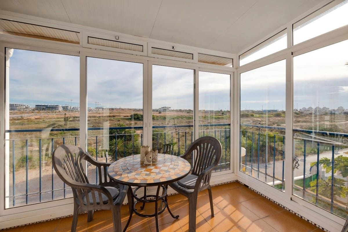 Casa o xalet en venda a Calle Aida, Zona Carrefour - Urbanizaciones