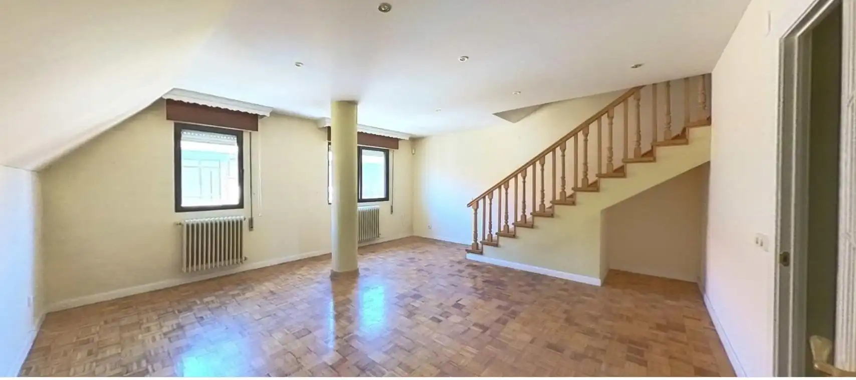 Piso con ascensor en venta en Crucero, imagen 2