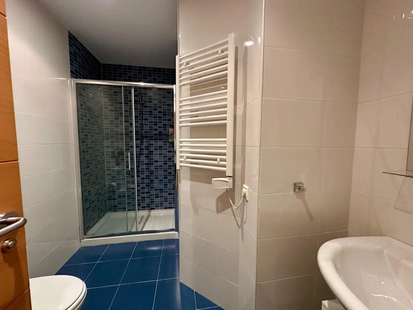 Baño de Dúplex en venta en A Pobra do Caramiñal con Calefacción, Parquet y Trastero