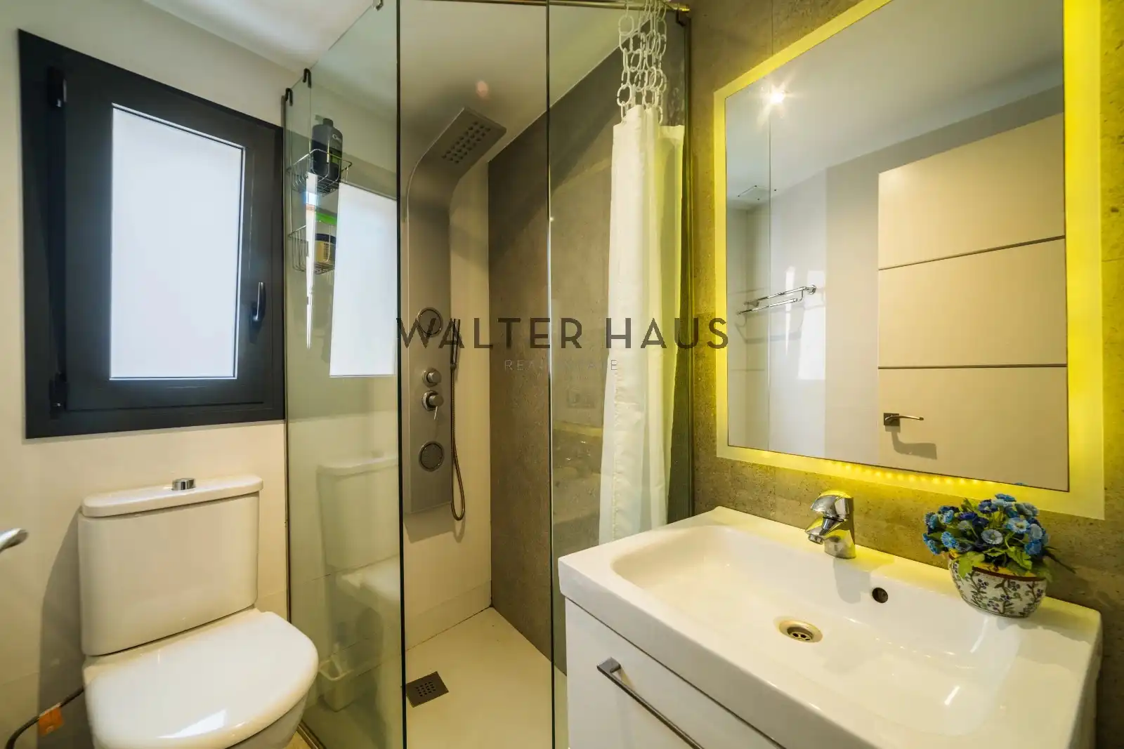 Baño de Casa o chalet en venta en Sant Feliu de Guíxols con Calefacción, Terraza y Horno