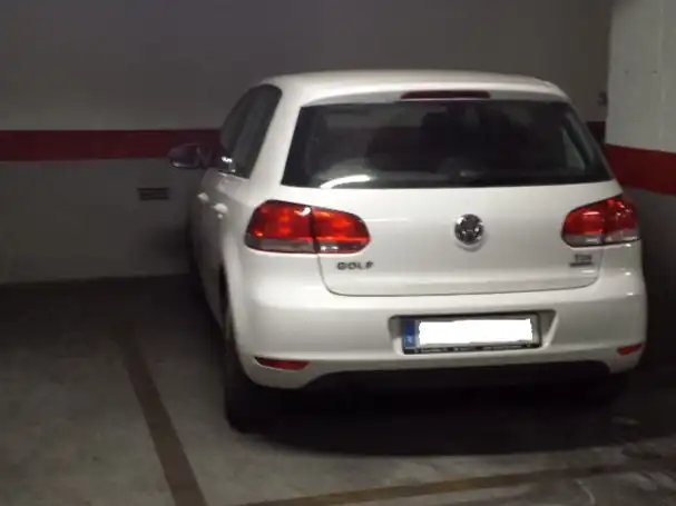 Parkplatz von Garage zur Miete in Málaga