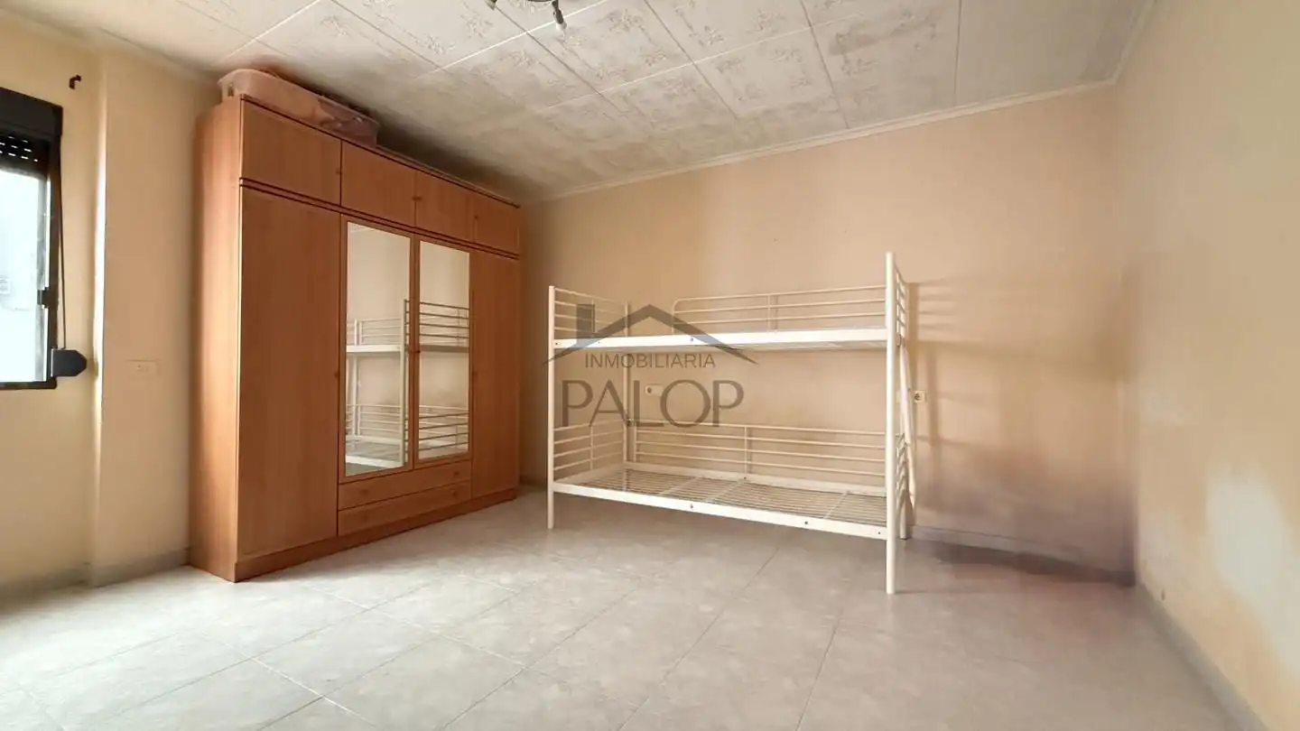 Habitación de Casa o chalet en venta en Carcaixent con Aire acondicionado, Terraza y Trastero