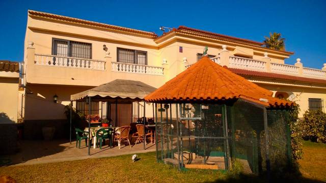 Casa-chalet en Venta en Urbanización Vistabella A en Vistabella