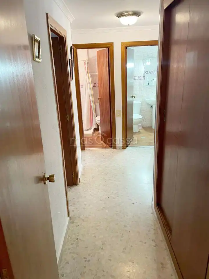 Flat for rent in Calle Gibraltar, San José - San Bernardo