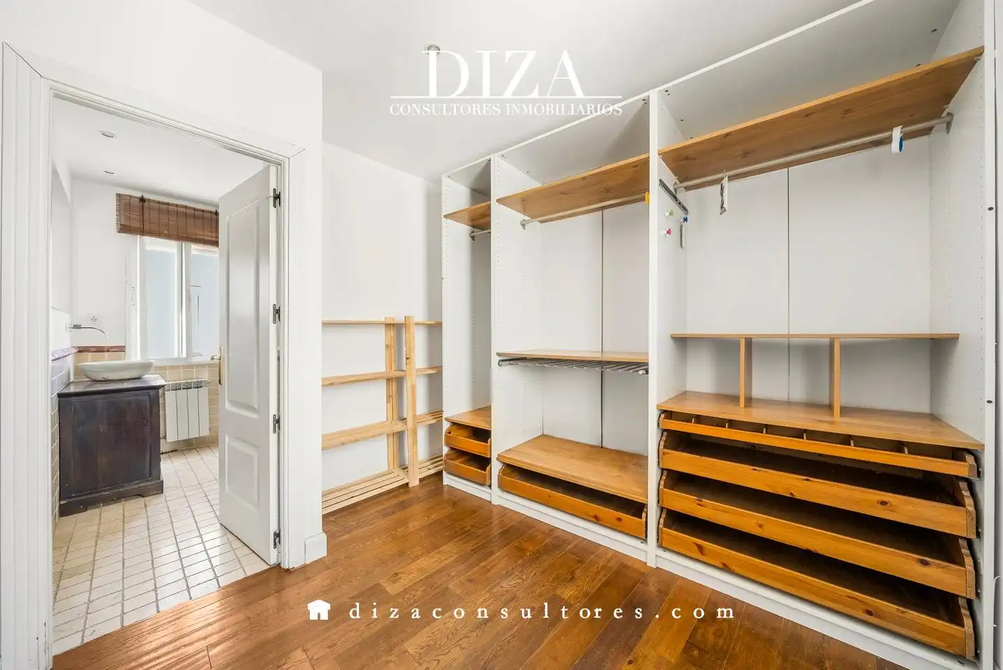Penthouse with lift for sale in De Bravo Murillo, imagen 32