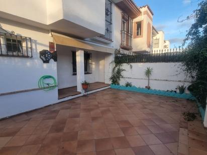 Exterior view of House or chalet to rent in  Sevilla Capital