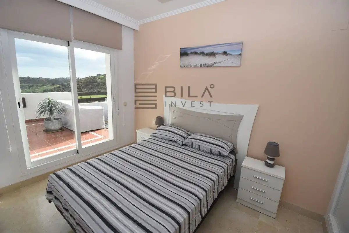 Schlafzimmer von Dachboden zum Verkauf in Mijas mit Klimaanlage, Terrasse und Abstellraum