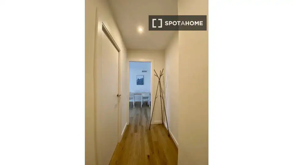 Wohnung zur Miete in Barcelona mit Klimaanlage, Heizung und Möbliert