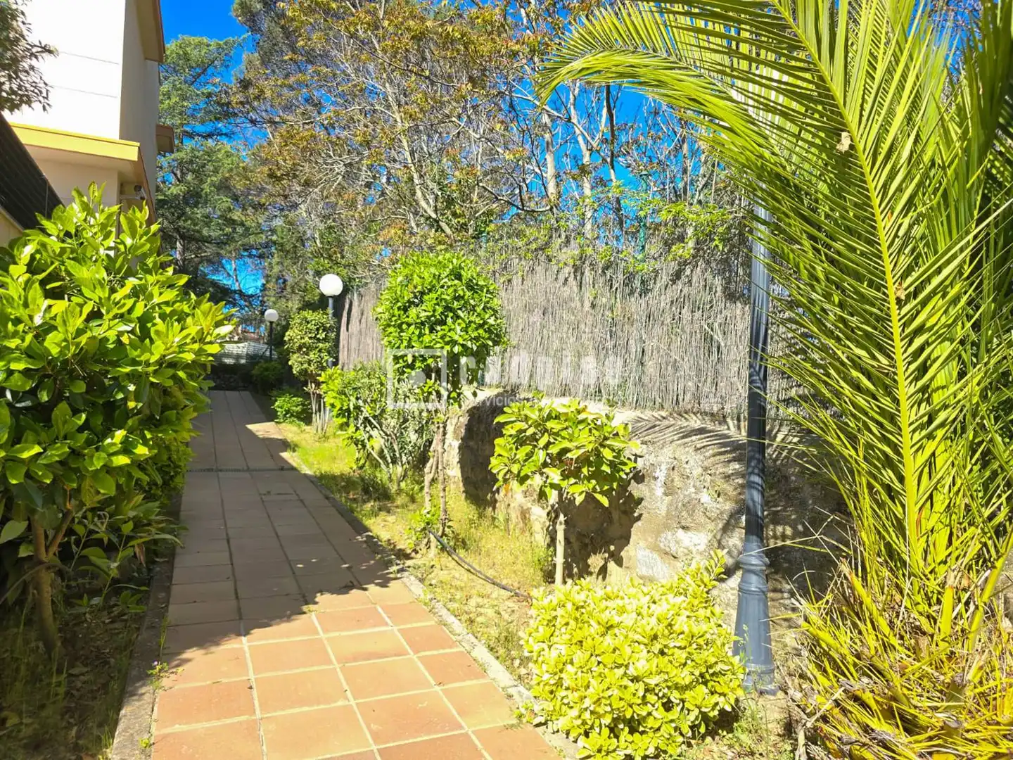 Jardí de Casa o xalet en venda en Collado Villalba amb Calefacció, Terrassa i Traster