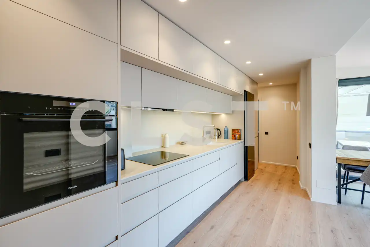 Cuina de Apartament de lloguer en Barcelona amb Aire condicionat, Calefacció i Parquet