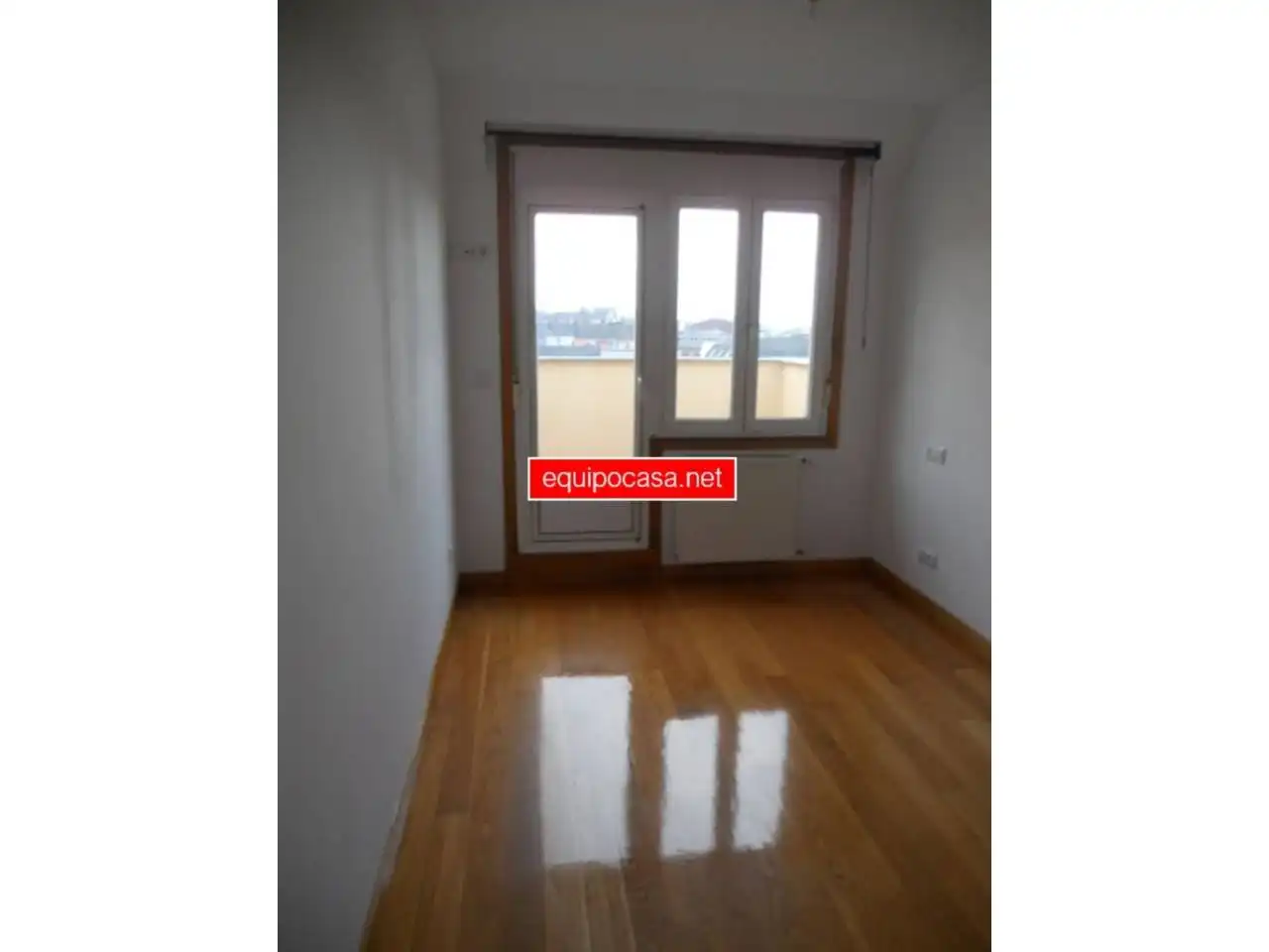 Habitación de Dúplex en venta en Lugo con Calefacción, Terraza y Trastero