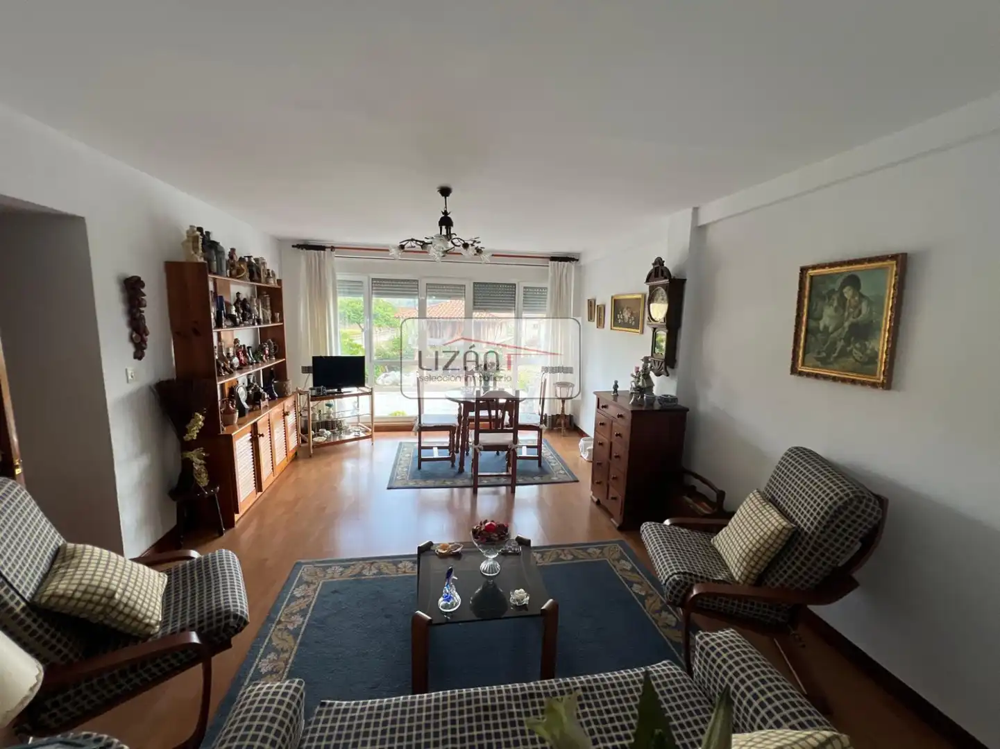 Sala d'estar de Casa o xalet de lloguer en Siero