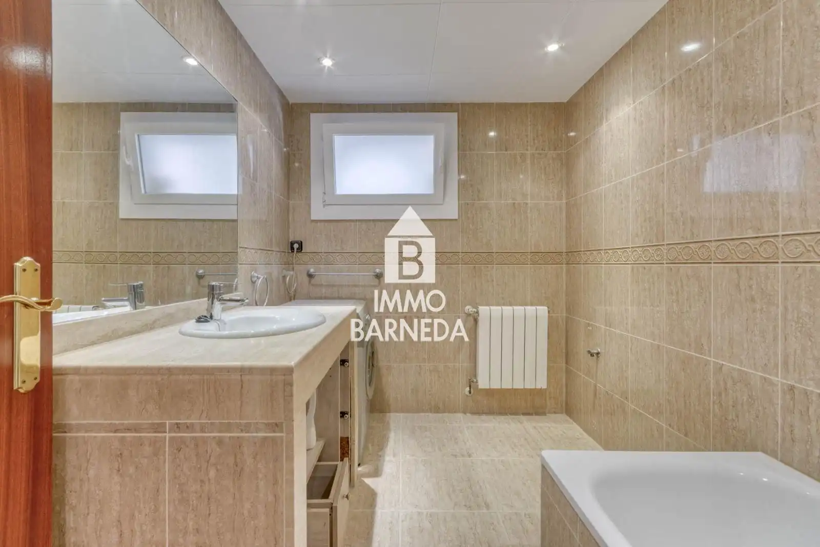 Bathroom of Flat for sale in Roses  with Heating, Terrace and Storage room