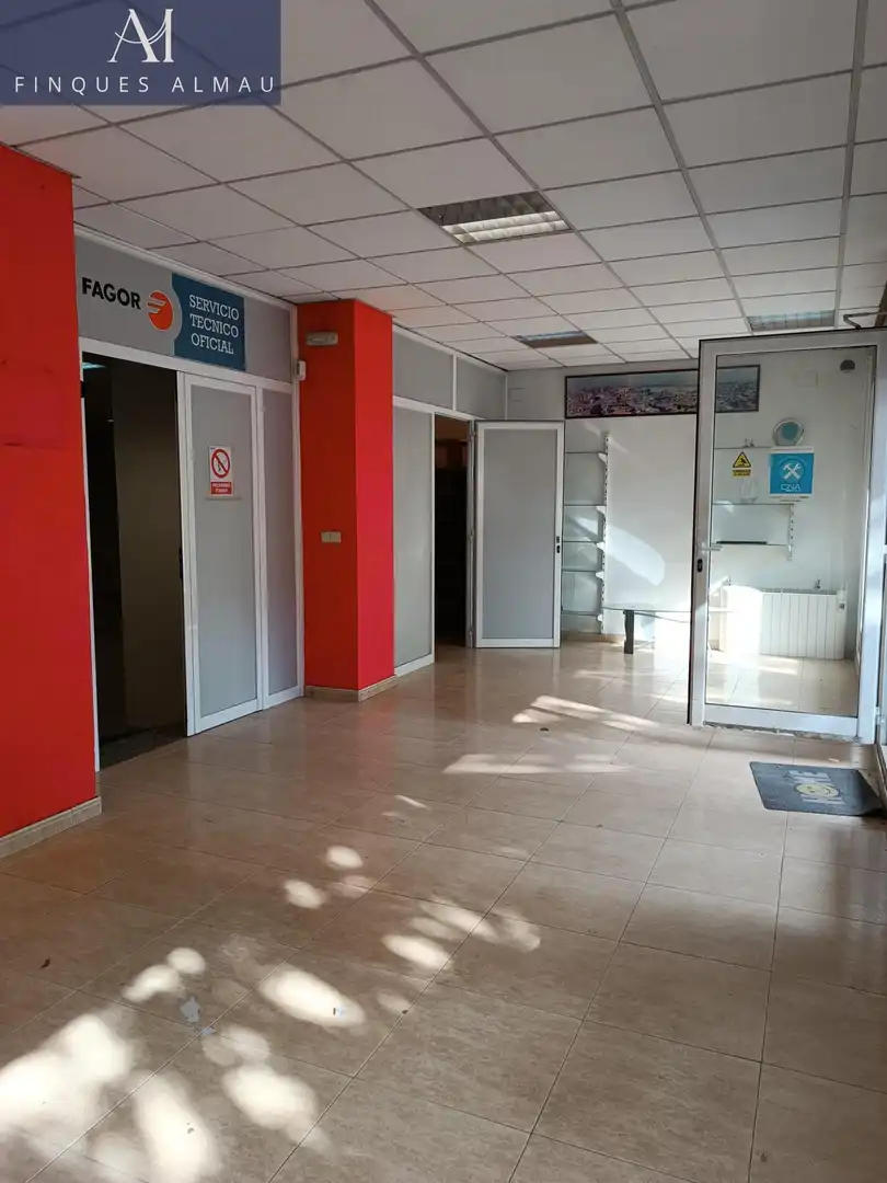 Local en venta en Granollers con Aire acondicionado