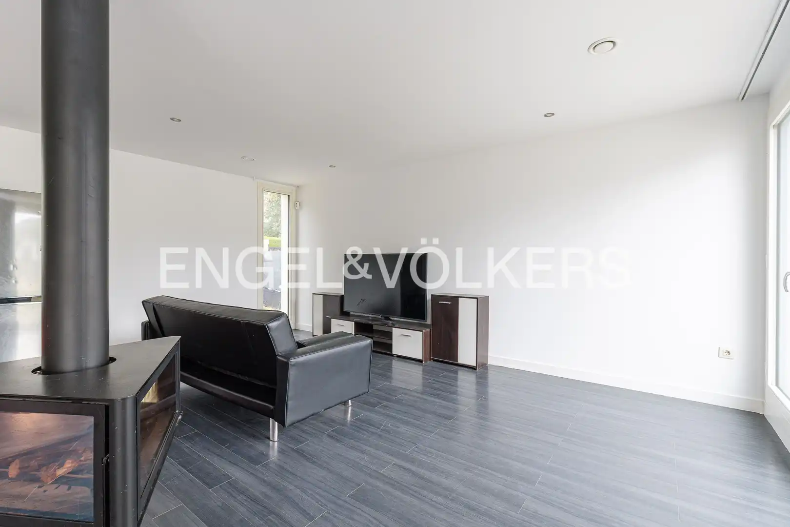 Sala d'estar de Casa o xalet de lloguer en Alpedrete amb Calefacció, Jardí privat i Parquet