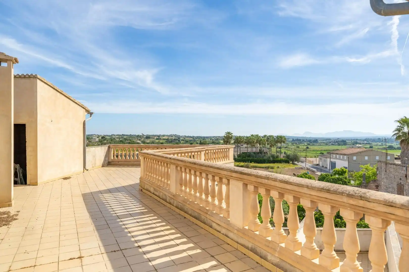 Terrace of Buildings for sale in Maria de la Salut