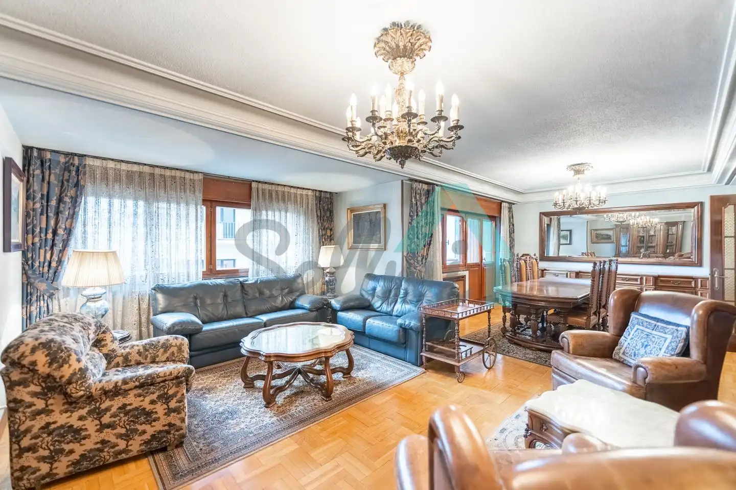Living room of Flat for sale in Oviedo   with Heating, Parquet flooring and Terrace