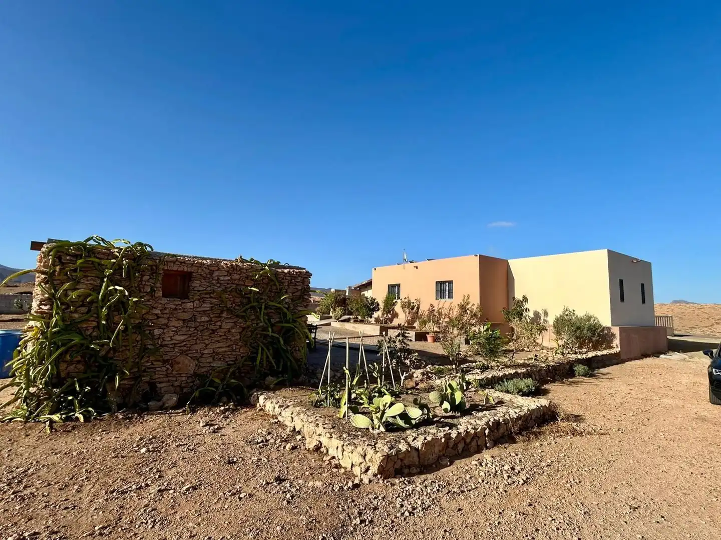 Vista exterior de Casa o xalet en venda en Tuineje amb Jardí privat, Terrassa i Traster