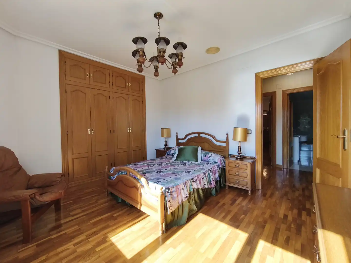Dormitori de Casa adosada en venda en  Logroño amb Calefacció, Jardí privat i Parquet