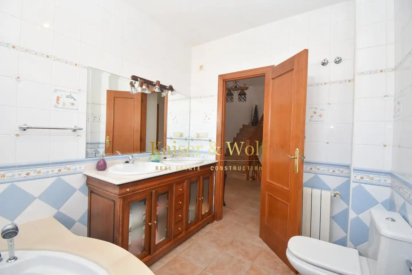 Bany de Casa o xalet en venda en Torrevieja amb Jardí privat, Terrassa i Traster