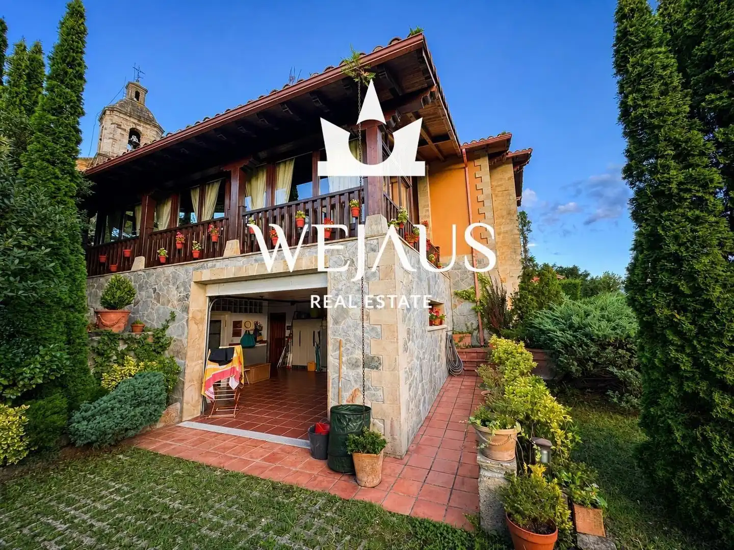 Vista exterior de Casa o chalet en venta en Colindres con Calefacción y Balcón