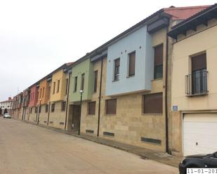 Außenansicht von Wohnung zum verkauf in Alfoz de Quintanadueñas