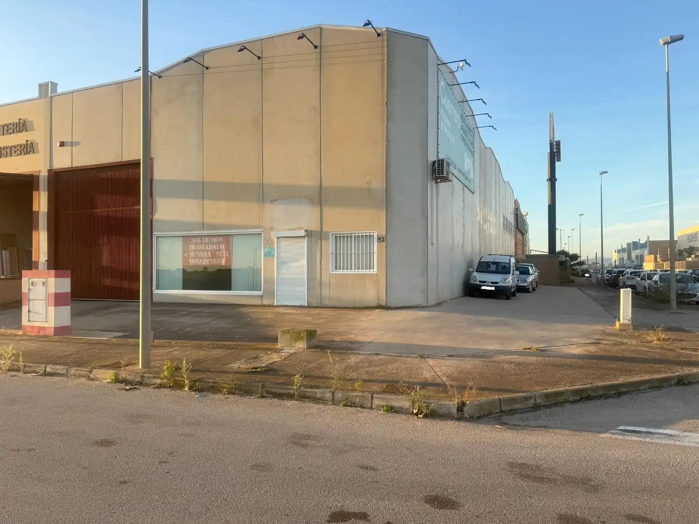 Nave industrielle à louer à Avenida Avenida Tomás Ferro, imagen 2