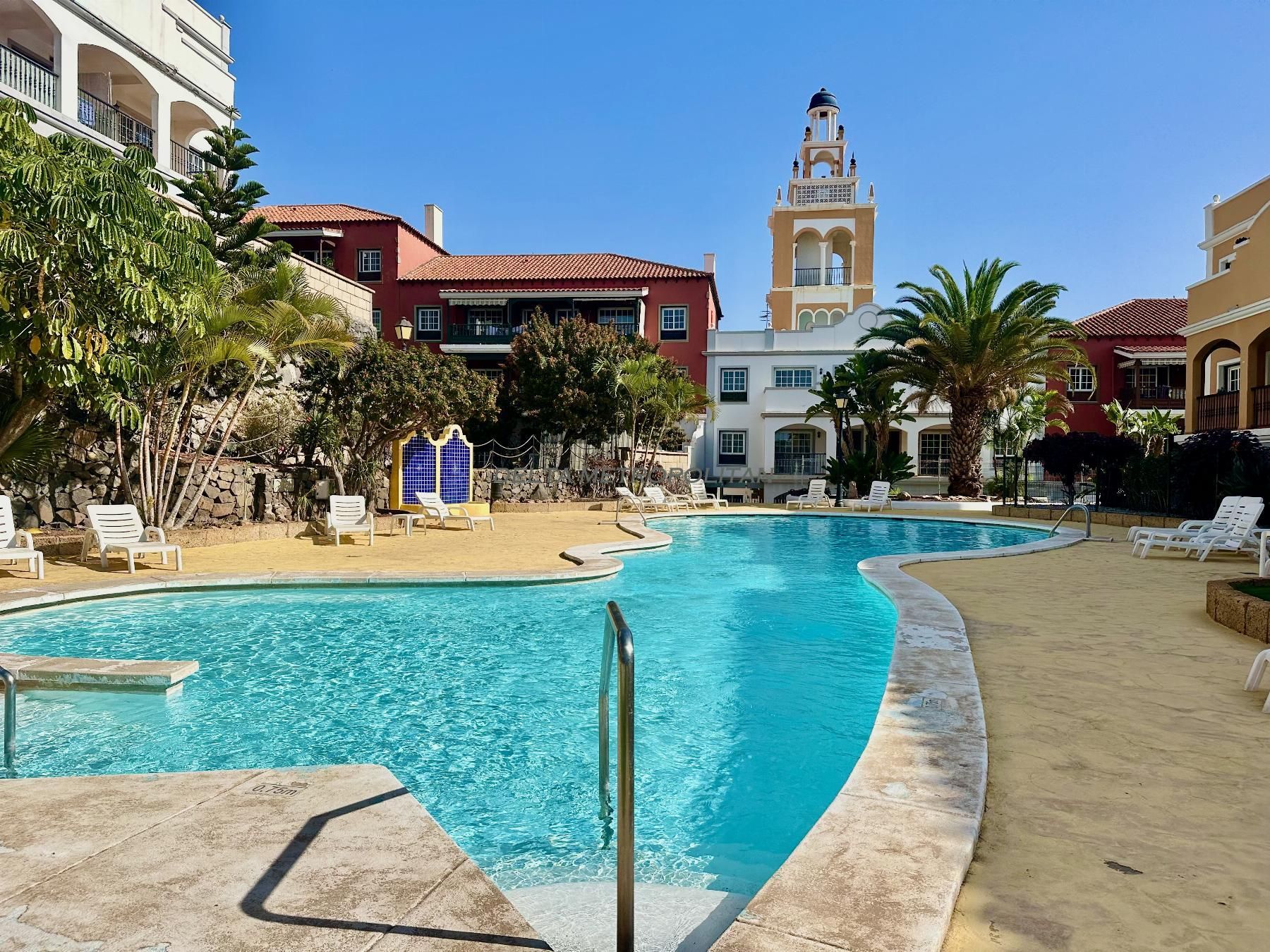Swimming pool of Apartment for sale in San Miguel de Abona  with Terrace, Furnished and Alarm