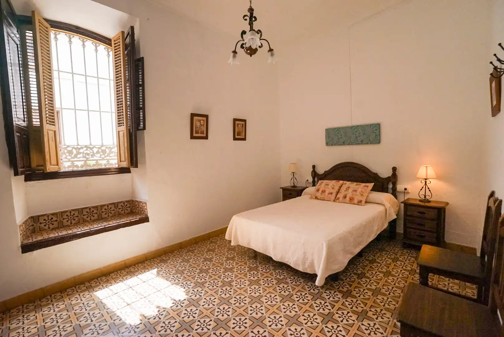Habitación de Casa adosada en venta en Ardales con Aire acondicionado, Jardín privado y Trastero