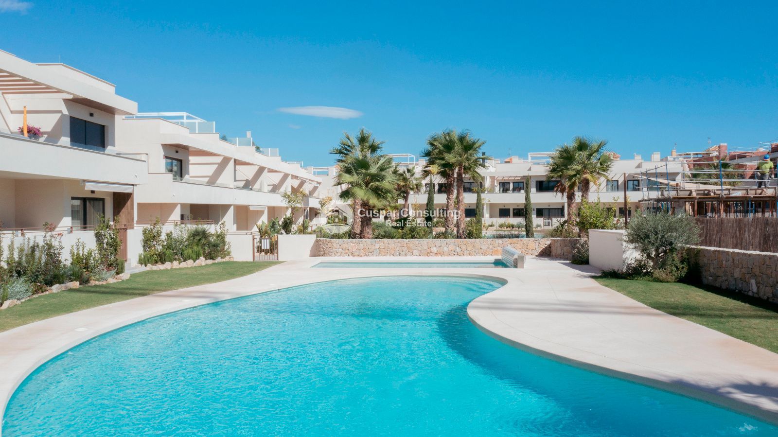 Piscina de Apartament en venda en Torrevieja amb Calefacció, Jardí privat i Terrassa
