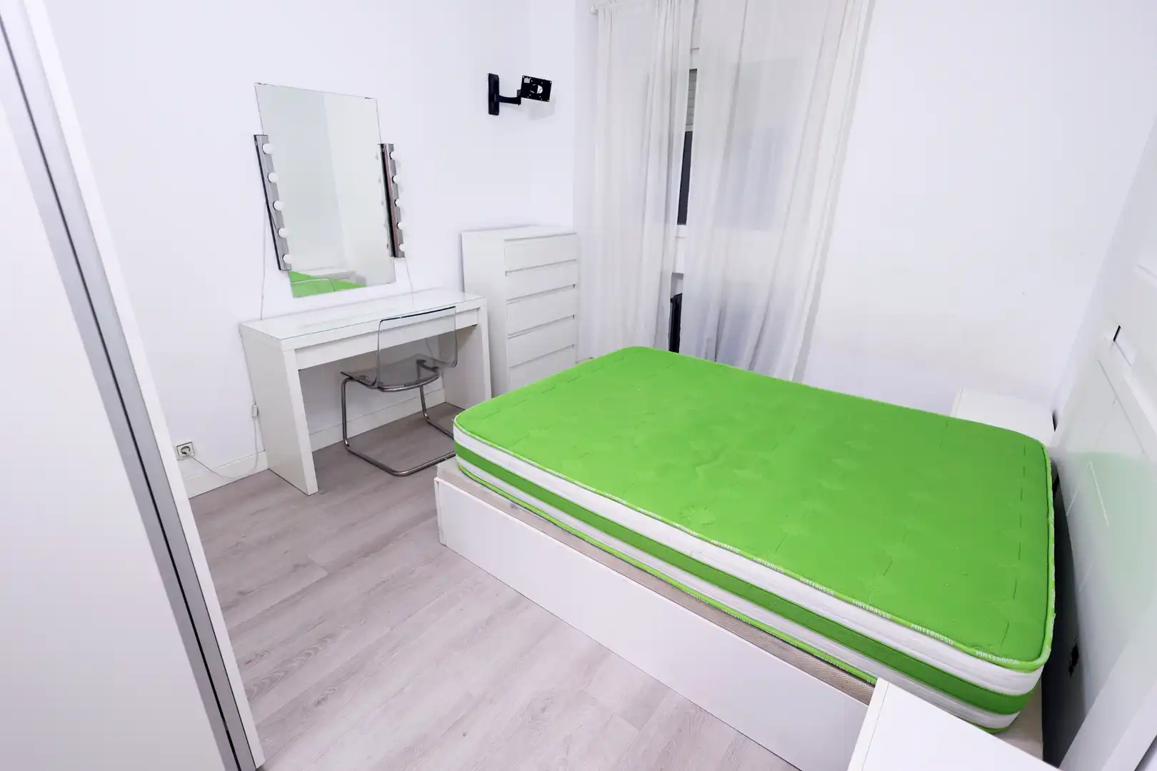 Habitación de Piso en venta en Mejorada del Campo con Calefacción, Trastero y Amueblado