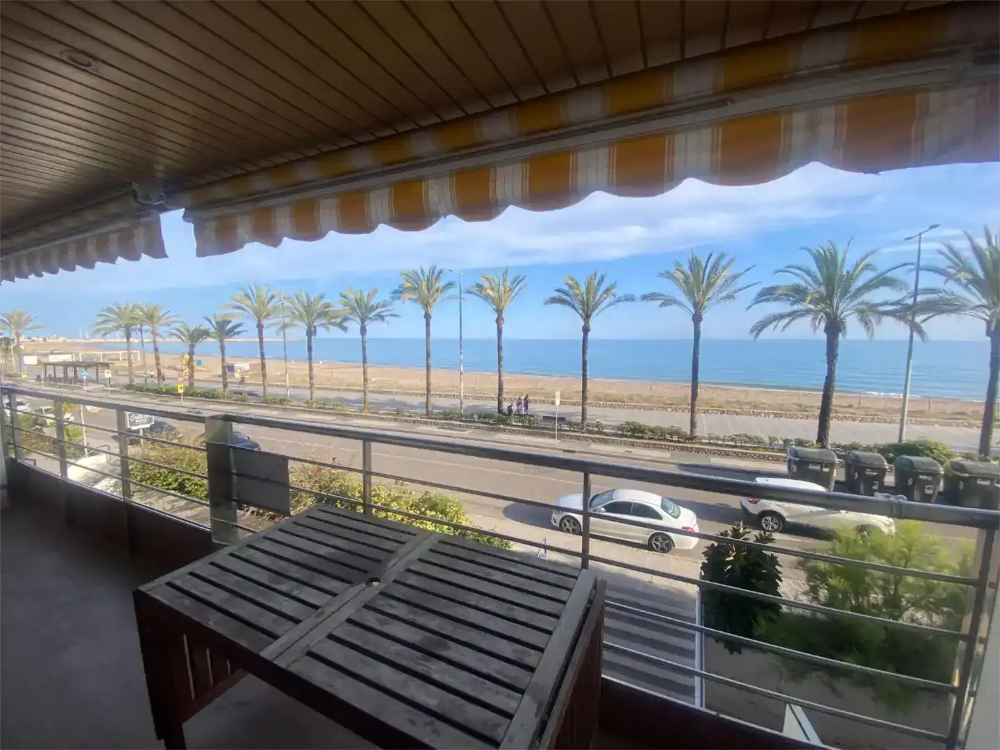 Terrasse von Wohnung zum Verkauf in Calafell mit Klimaanlage, Schwimmbad und Balkon