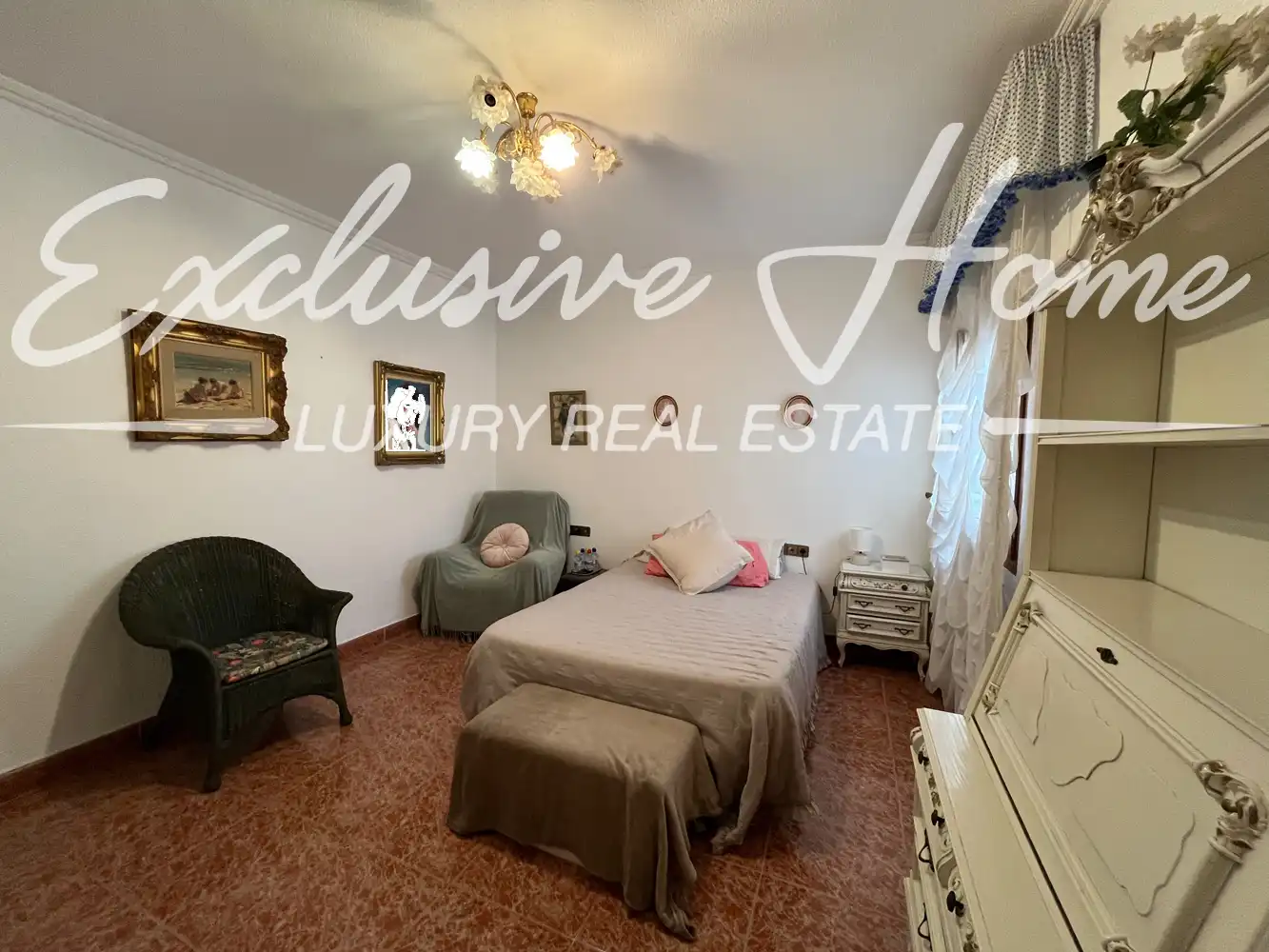 Detached house with terrace for sale in Carrer de les Llevateres, imagen 6