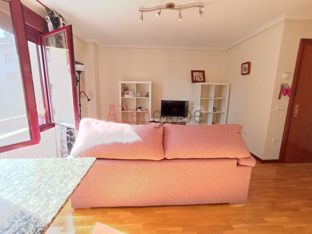 Living room of Apartment for sale in Oviedo   with Heating
