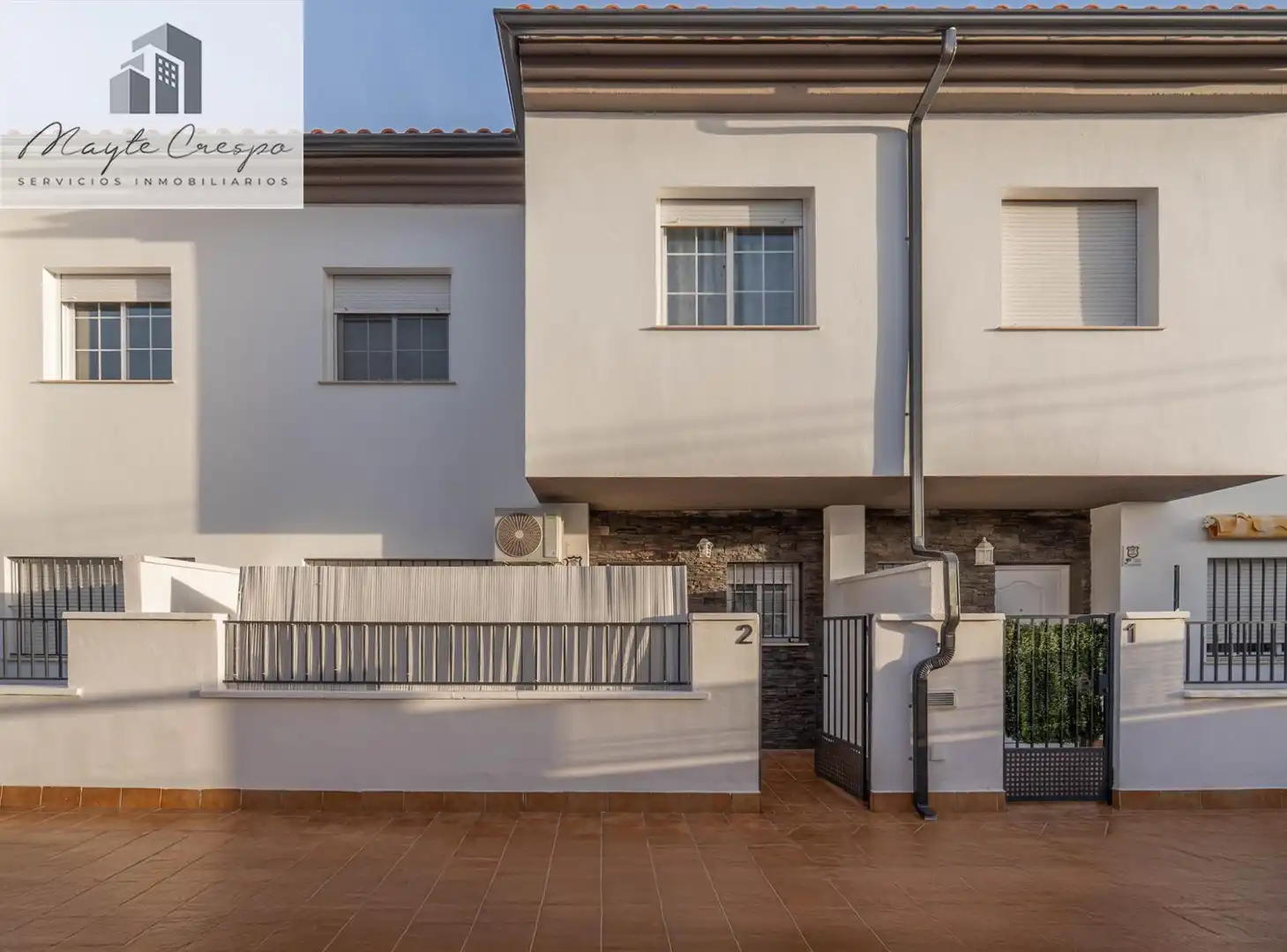 Vista exterior de Casa o xalet en venda en Gójar amb Aire condicionat, Calefacció i Traster