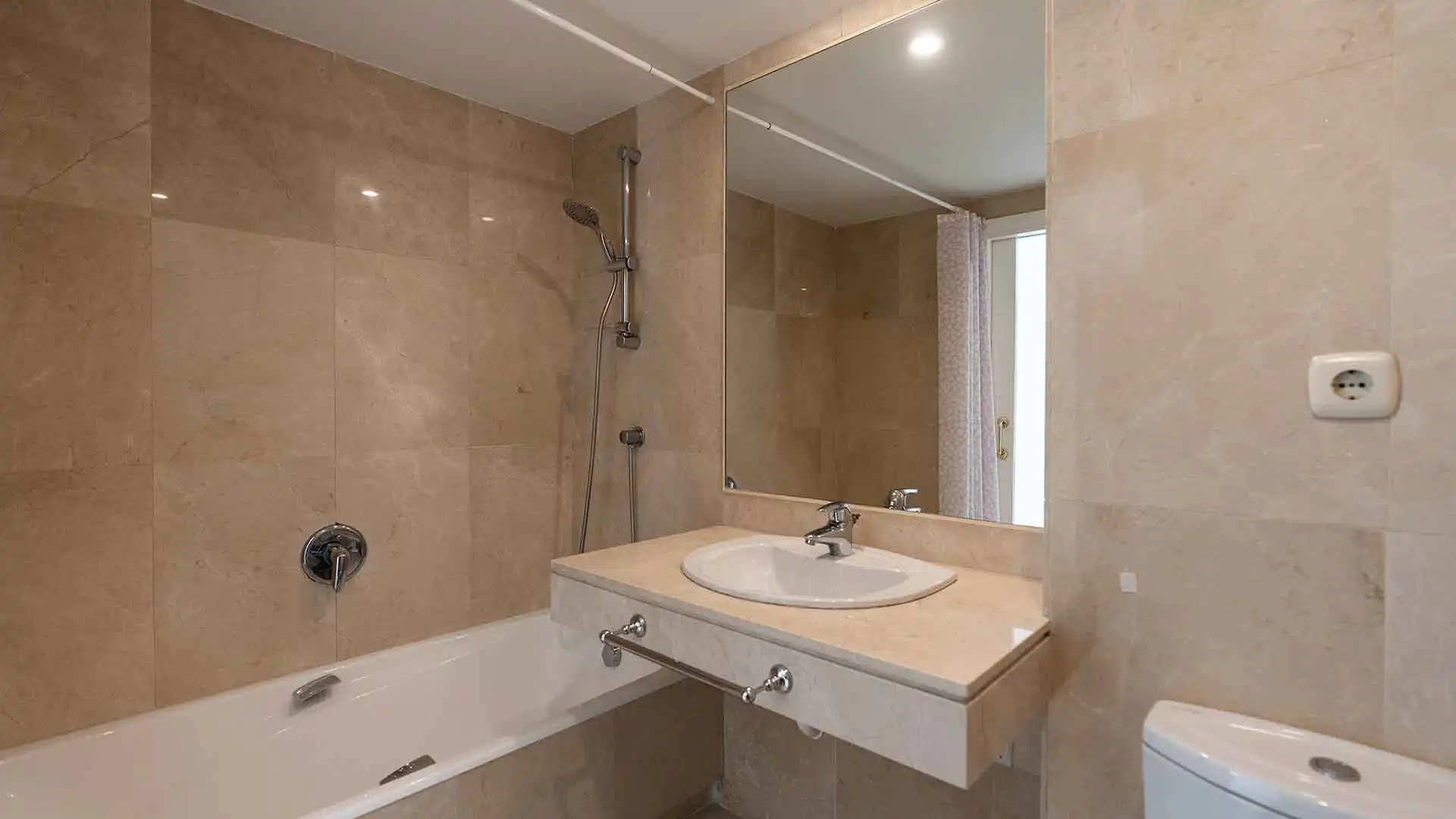Apartment with pool for sale in Selwo, imagen 17