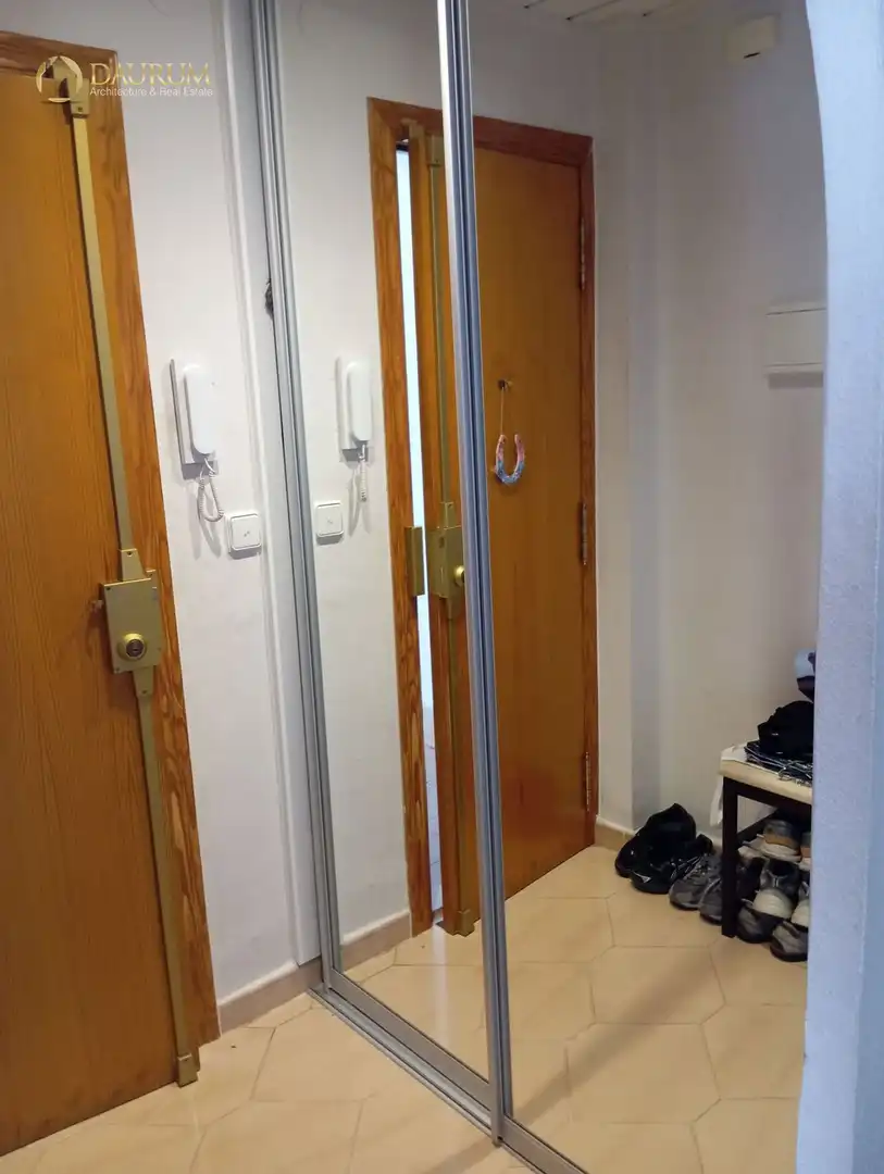 Piso en venta en Albalat dels Sorells con Aire acondicionado, Terraza y Amueblado